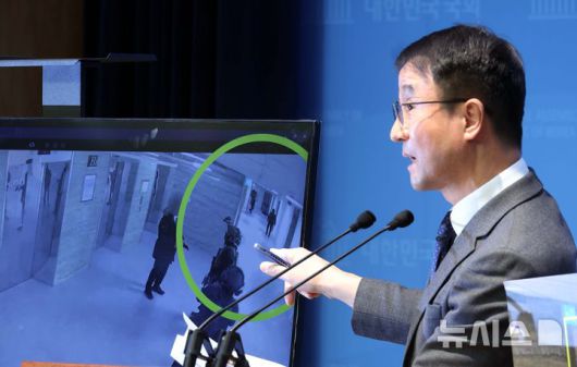뉴시스