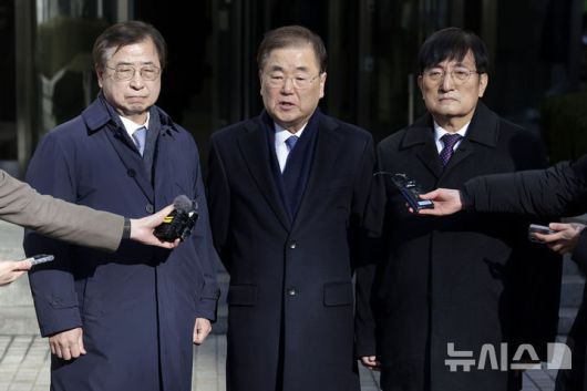 뉴시스