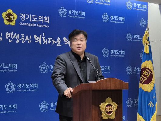 뉴시스