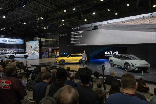 [서울=뉴시스] 2025 뉴욕 국제 오토쇼 기아관 보도발표회 모습. (사진=기아) 2025.04.17 photo@newsis.com *재판매 및 DB 금지 *재판매 및 DB 금지