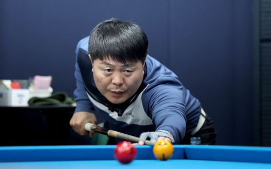 [서울=뉴시스] 하나카드 리더 김병호도 1부 투어 잔류에 성공했다. (사진제공=PBA) 2025.04.22. photo@newsis.com *재판매 및 DB 금지