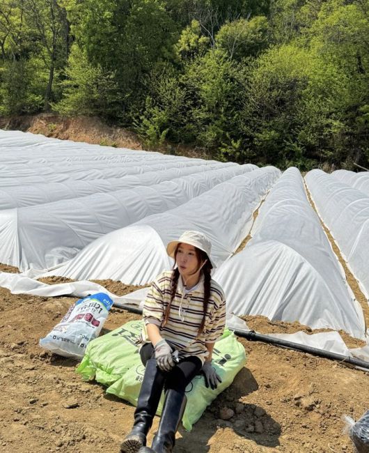 [서울=뉴시스] 슈. (사진=슈 인스타그램 캡처) 2025.04.30. photo@newsis.com *재판매 및 DB 금지