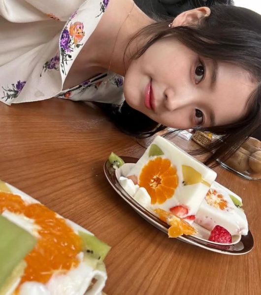 [서울=뉴시스] 아이유. (사진=아이유 인스타그램 캡처) 2025.04.30. photo@newsis.com *재판매 및 DB 금지