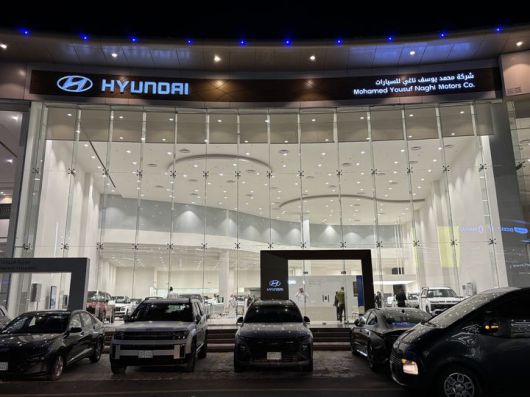 [제다(사우디아라비아)=뉴시스] 사우디아라비아 제다국제공항 인근에서 현대나기모터스가 운영 중인 현대차 매장 모습. (사진=현대차 제공) 2025.05.15 photo@newsis.com *재판매 및 DB 금지