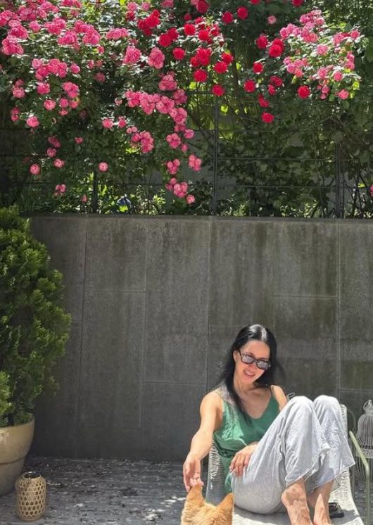 [서울=뉴시스] 엄정화. (사진=엄정화 인스타그램 캡처) 2025.05.22 photo@newsis.com  *재판매 및 DB 금지