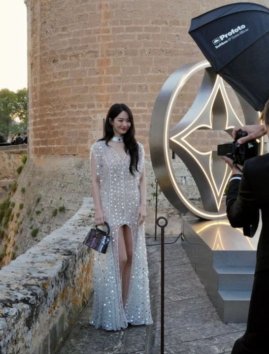 [서울=뉴시스] 신민아. (사진=신민아 인스타그램 캡처) 2025.05.28. photo@newsis.com *재판매 및 DB 금지