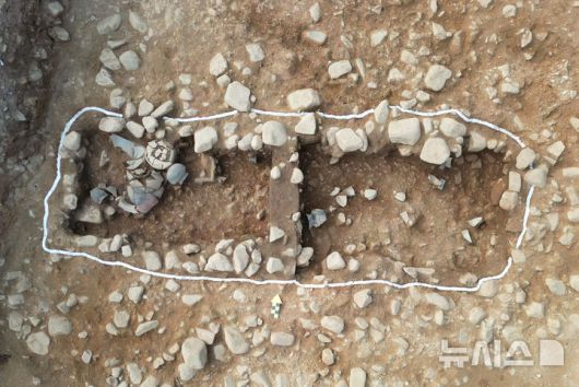 [서울=뉴시스] 경주 쪽샘지구 J230호 덧널무덤 조사 (사진=국가유산청 제공) 2025.05.29. photo@newsis.com