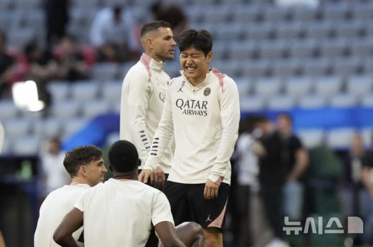 [뮌헨=AP/뉴시스]UCL 결승 준비하는 이강인 2025.05.30.