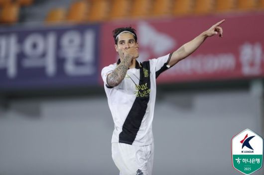 [서울=뉴시스] 프로축구 K리그2 경남FC의 카릴. (사진=한국프로축구연맹 제공)
