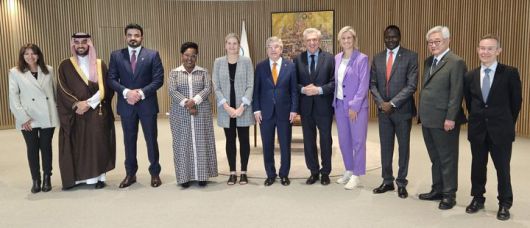 [서울=뉴시스] 현지 시간 2일 스위스 로잔에서 열린 올림픽난민재단(ORF) 이사회. (사진 = 세계태권도연맹 제공) *재판매 및 DB 금지