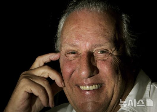 [런던=AP/뉴시스] 영국 작가 프레드릭 포사이스. 2025.06.10.