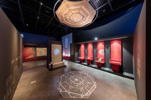 [수원=뉴시스] 지난 16일 경기 수원시 국립농업박물관에서 올해 상반기 기획전 '앙부일구, 풍요를 담는 그릇'이 열리고 있는 모습. (사진=농업박물관 제공) 2025.06.16. photo@newsis.com *재판매 및 DB 금지