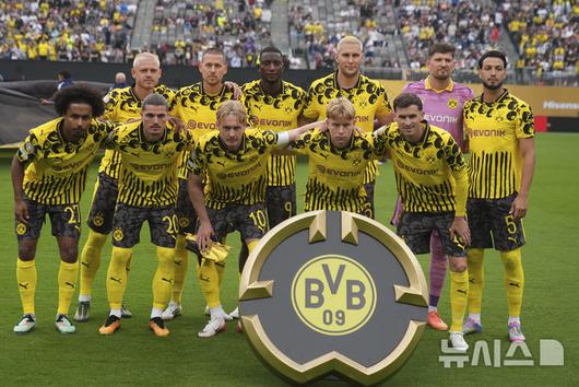 [이스트러더퍼드=AP/뉴시스] 2025 국제축구연맹(FIFA) 클럽월드컵에 참가한 독일 프로축구 분데스리가의 도르트문트. 2025.06.17.