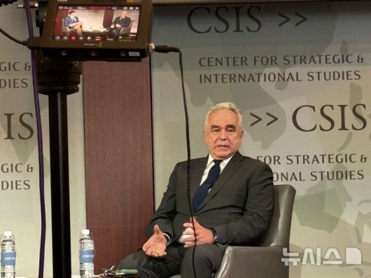 [워싱턴=뉴시스]이윤희 특파원 = 커트 캠벨 전 미국 국무부 부장관이 18일(현지 시간) 미국 워싱턴DC에서 전략국제문제연구소(CSIS)가 주최한 한미일 3국 협력 관련 세미나에 참석해 발언하고 있다. 2025.06.19.