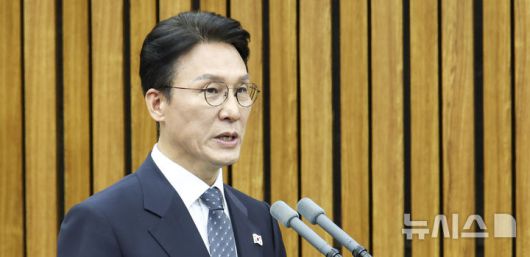 [서울=뉴시스] 김금보 기자 = 김민석 국무총리 후보자가 24일 서울 여의도 국회에서 열린 인사청문회에서 모두발언을 하고 있다. 2025.06.24. kgb@newsis.com