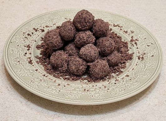 [서울=뉴시스] 조민아가 24일 본인 인스타그램에 아들을 위해 만든 수수팥떡 사진을 올렸다. (사진=조민아 인스타그램 캡처) 2025.06.27. photo@newsis.com *재판매 및 DB 금지