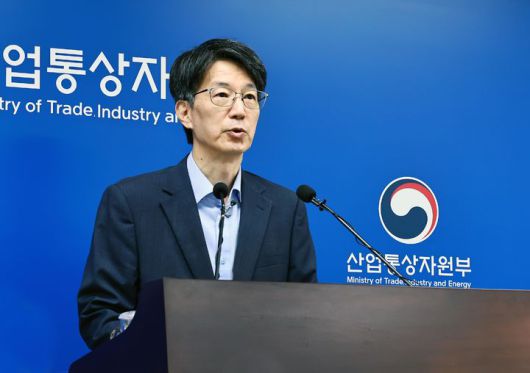 [서울=뉴시스] 서가람 산업통상자원부 무역정책관이 1일 정부세종청사에서 2025년 6월 수출입 동향 브리핑을 하고 있다. (사진=산업통상자원부 제공) 2025.07.01. photo@newsis.com *재판매 및 DB 금지