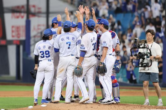 [서울=뉴시스] 프로야구 삼성 라이온즈 선수단. (사진 = 삼성 라이온즈 제공) *재판매 및 DB 금지
