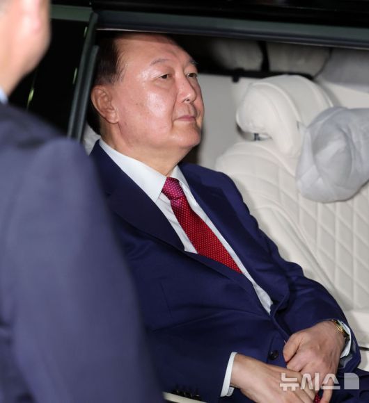 뉴시스