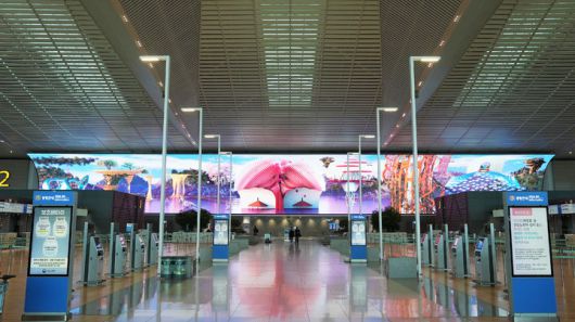 인천공항 전시 전경_보비스투 스튜디오의 ‘필링코드’_예술경영지원센터 제공 *재판매 및 DB 금지
