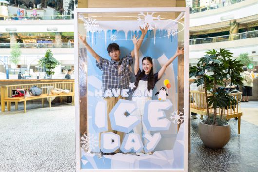 롯데월드 어드벤처 '롯데월드 아이스링크'의 'HAVE AN IcE DAY' *재판매 및 DB 금지