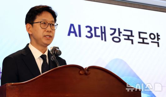 [세종=뉴시스] 강종민 기자 = 배경훈 과학기술정보통신부 장관이 17일 세종시 정부세종청사에서 열린 취임식에서 취임사를 하고 있다. 2024.07.17. ppkjm@newsis.com