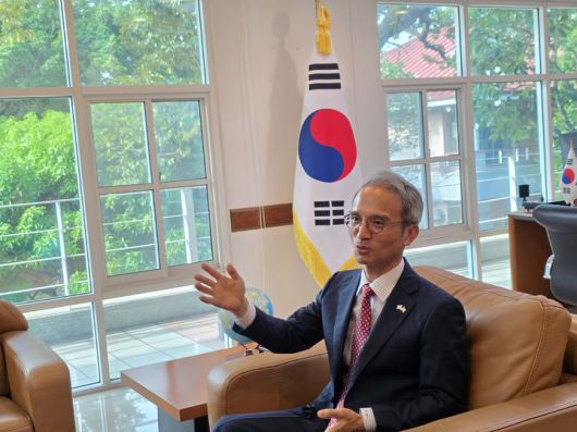 [쿠알라룸푸르=뉴시스] 여승배 주말레이시아대사가 16일(현지 시간) 말레이시아 쿠알라룸푸르 주말레이시아 대한민국대사관에서 인터뷰를 진행 중이다. (사진=임소현 기자) *재판매 및 DB 금지