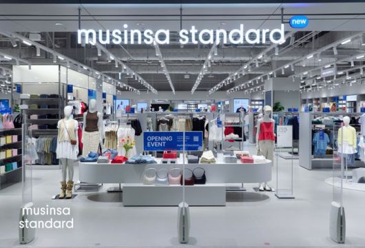 무신사 스탠다드 더리버몰 강동점 매장 입구 전경.(사진=무신사 제공) *재판매 및 DB 금지