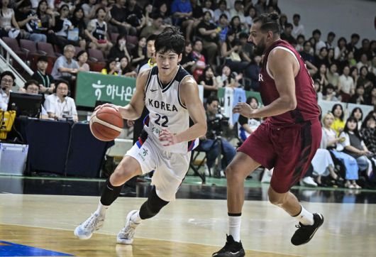 [서울=뉴시스] 남자 농구 대표팀의 여준석. (사진=대한민국농구협회 제공)  *재판매 및 DB 금지