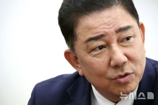 [서울=뉴시스] 김금보 기자 = 김병기 더불어민주당 당대표 직무대행 겸 원내대표가 지난 31일 서울 여의도 국회에서 뉴시스와 인터뷰를 하고 있다. 2025.08.01. kgb@newsis.com