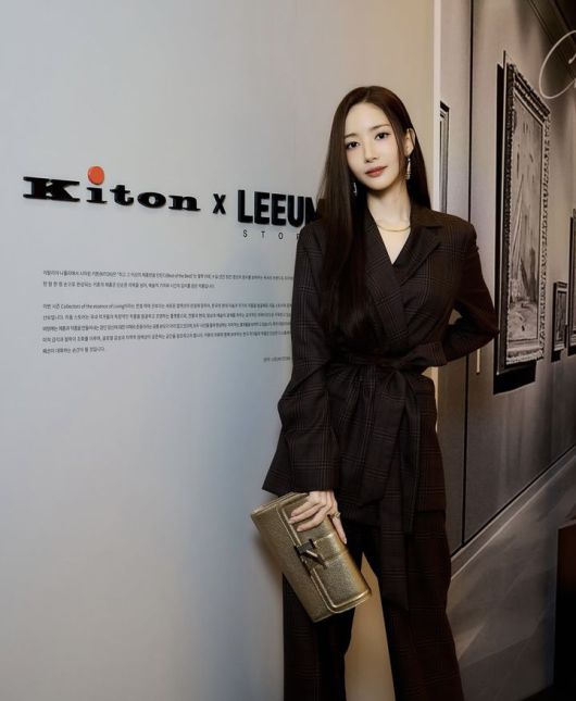 [서울=뉴시스] 배우 박민영. (사진=박민영 인스타그램 캡처) 2025.08.26. photo@newsis.com *재판매 및 DB 금지