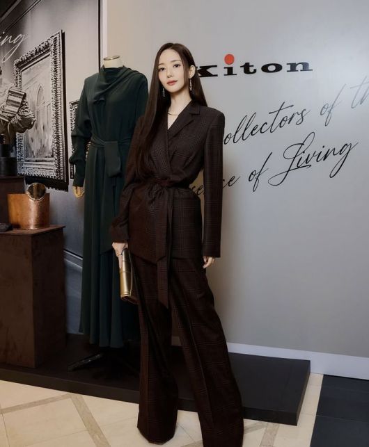 [서울=뉴시스] 배우 박민영. (사진=박민영 인스타그램 캡처) 2025.08.26. photo@newsis.com *재판매 및 DB 금지