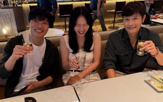 [서울=뉴시스] 박희순, 손예진, 이병헌. (사진=손예진 인스타그램 캡처) 2025.08.27. photo@newsis.com *재판매 및 DB 금지