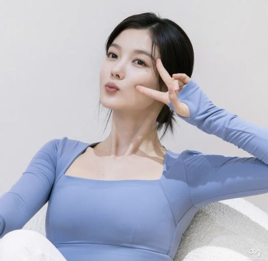 [서울=뉴시스] 배우 김유정. (사진=어썸이엔티 인스타그램 캡처) 2025.09.01. photo@newsis.com *재판매 및 DB 금지