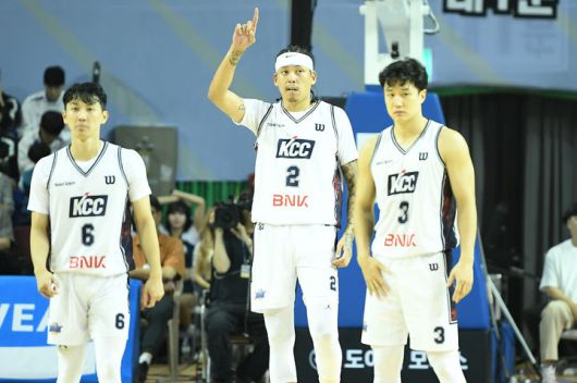 [서울=뉴시스] 프로농구 부산 KCC의 최준용. (사진=KBL 제공) *재판매 및 DB 금지