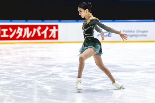 [서울=뉴시스] 2025~2026 국제빙상경기연맹(ISU) 주니어 그랑프리 6차 대회에서 연기를 펼치는 김유재. (사진 = ISU 공식 X 캡처)  *재판매 및 DB 금지