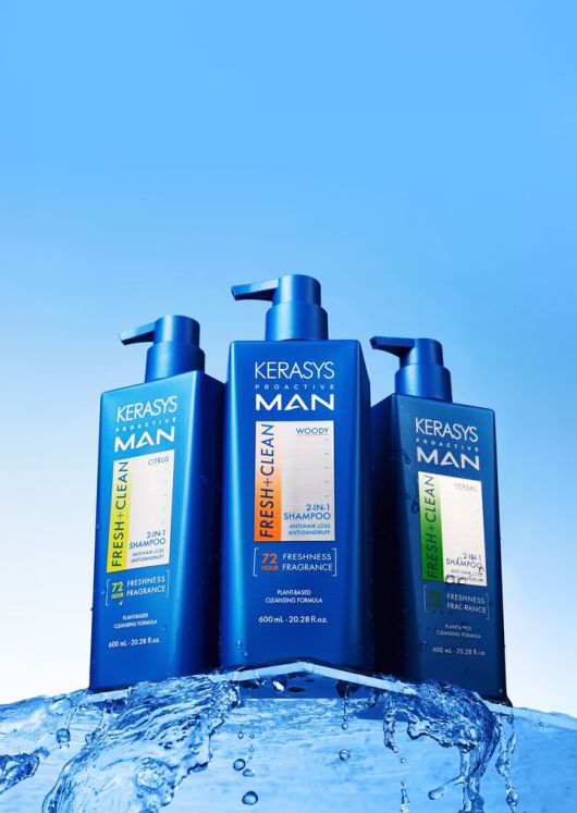 [서울=뉴시스] 생활뷰티기업 애경산업의 프리미엄 헤어케어 브랜드 케라시스(KERASYS)가 탈모증상완화에 도움을 주는 '프로액티브 맨 2 in 1(투 인 원) 샴푸'를 출시했다고 14일 밝혔다. (사진=애경산업 제공) *재판매 및 DB 금지