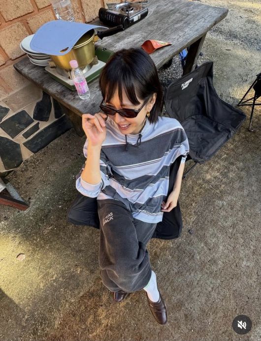 [서울=뉴시스] 손예진. (사진=손예진 인스타그램 캡처) 2025.10.14. photo@newsis.com *재판매 및 DB 금지