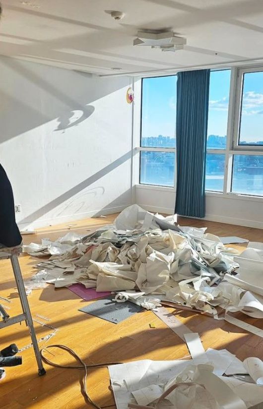 [서울=뉴시스] 전 축구 국가대표 이천수의 아내이자 방송인 심하은이 결혼 13년 만에 여덟 번째 이사를 한다고 밝혔다. (사진=심하은 인스타그램 캡처) 2025.10.28. photo@newsis.com *재판매 및 DB 금지