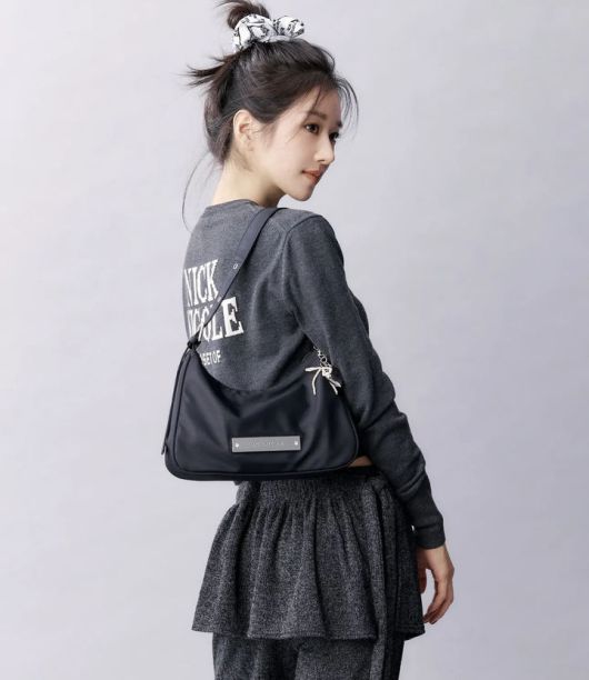 [서울=뉴시스] 배우 서예지. (사진=서예지 인스타그램 캡처) 2025.10.31. photo@newsis.com *재판매 및 DB 금지