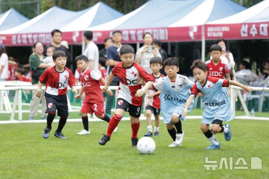 [서울=뉴시스]K리그 퓨처스 축구 페스티벌. (사진=한국프로축구연맹 제공)
