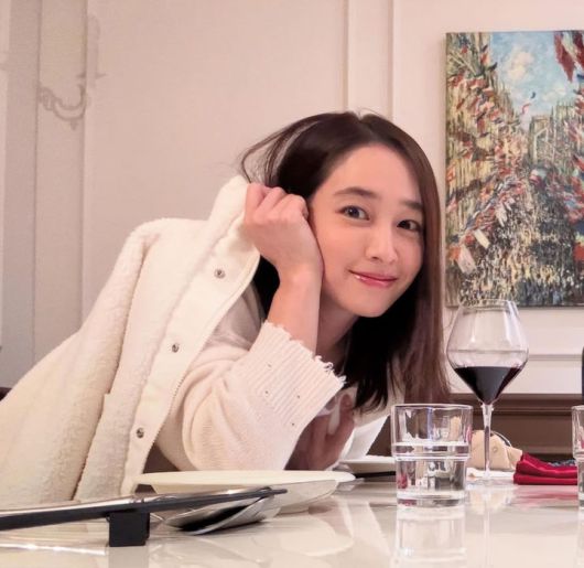 [서울=뉴시스] 배우 이민정. (사진=이민정 인스타그램 캡처) 2025.11.17. photo@newsis.com *재판매 및 DB 금지