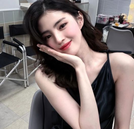 [서울=뉴시스] 배우 한소희. (사진=한소희 인스타그램 캡처) 2025.11.18. photo@newsis.com *재판매 및 DB 금지