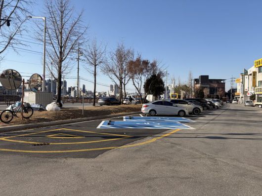 원주시 봉산동 삼광지구 공영주차장. *재판매 및 DB 금지