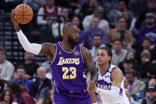 [솔트레이크시티=AP/뉴시스] 미국프로농구(NBA) 로스앤젤레스(LA) 레이커스의 르브론 제임스. 2025.12.18.