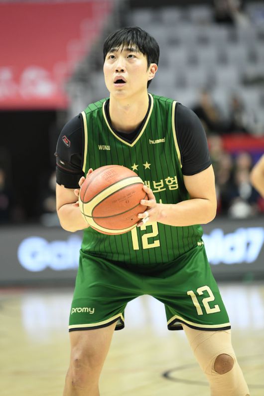[서울=뉴시스] 프로농구 원주 DB 정효근. (사진=KBL 제공) *재판매 및 DB 금지