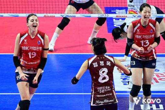 [서울=뉴시스]여자배구 기업은행 빅토리아. (사진=KOVO 제공)