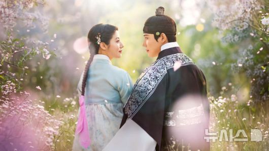 [서울=뉴시스] KBS2 드라마 '은애하는 도적님아' 포스터 (사진=KBS)