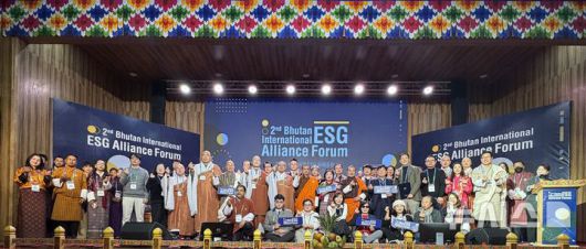 [팀부=뉴시스] 9일(현지시간) 부탄 팀푸에 있는 부탄왕립대학교 컨벤션홀에서 열린 '제2회 부탄 ESG 포럼'에 참석한 한국과 부탄 불교계 인사들과 학계 인사들 2026.01.09. suejeeq@newsis.com