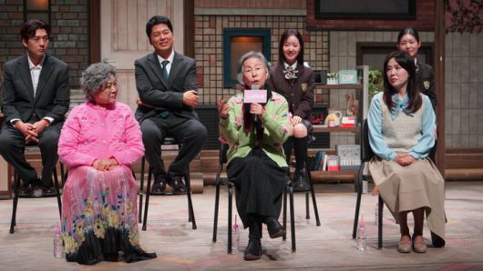 [서울=뉴시스] 13일 서울 강서구 LG아트센터 서울 U+스테이지에서 열린 '노인의 꿈' 기자간담회에 할머니 '춘애'역을 맡은 손숙이 발언하고 있다. (사진=수컴퍼니 제공) 2026.01.13. photo@newsis.com *재판매 및 DB 금지